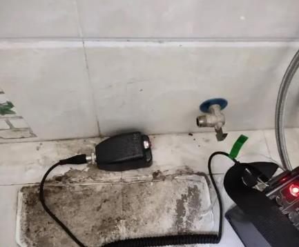 英吉沙屋顶漏水维修公司分享下卫生间漏水的危害及解决方法